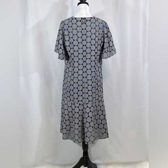 Akris Punto Geometric Textured Knee Length Dress size 10 - Picture 10 of 13
